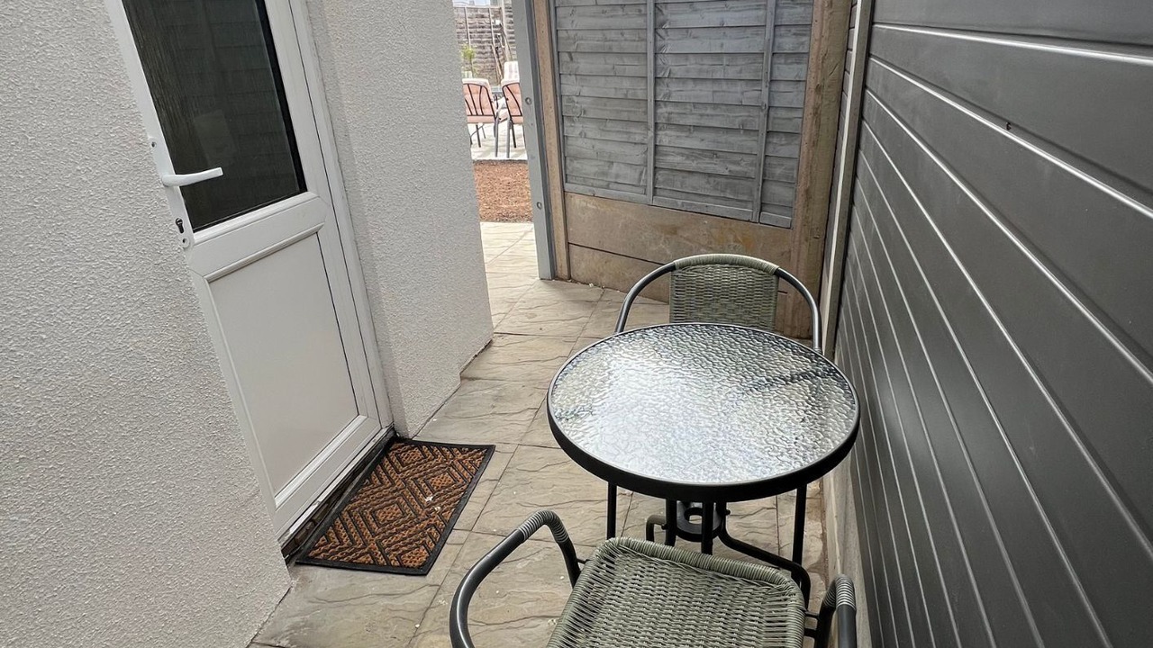 Photo of Patio Balcony in Greenford Broadway