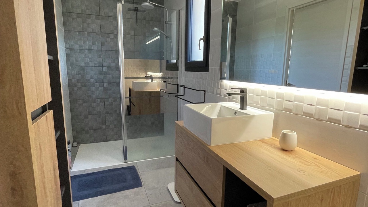 Photo of Bathroom in Villemolaque