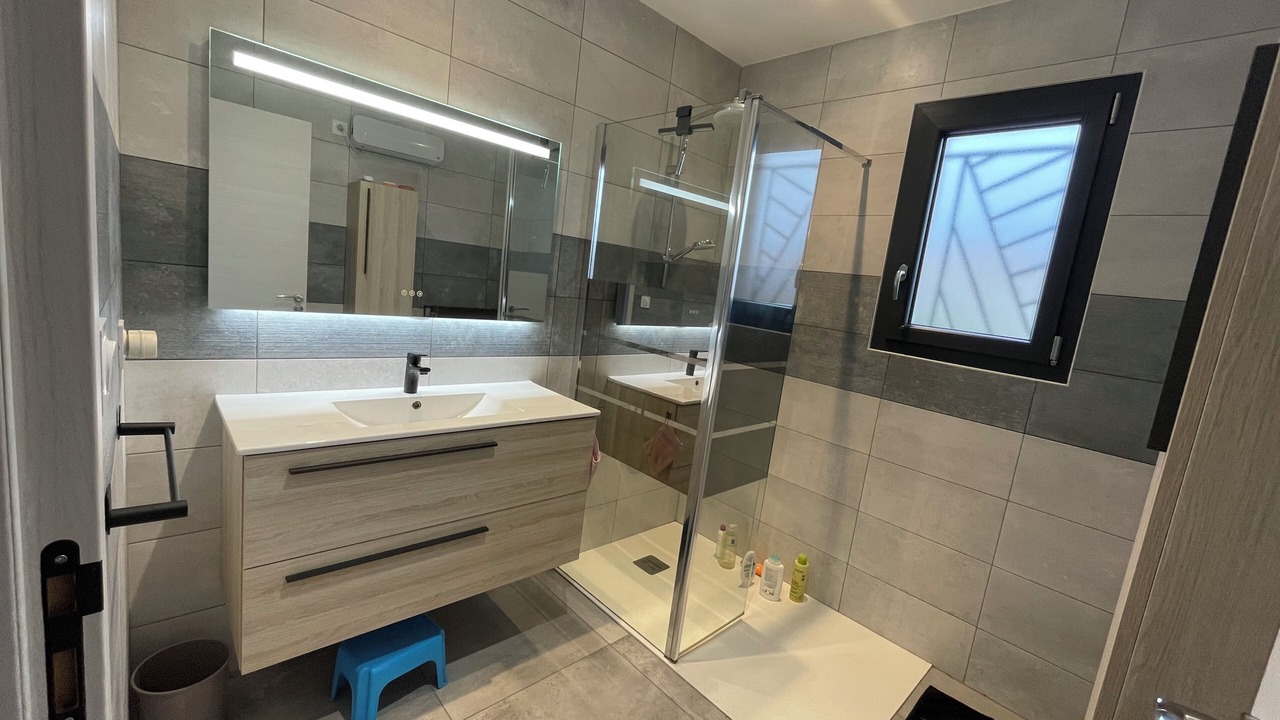 Photo of Bathroom in Villemolaque