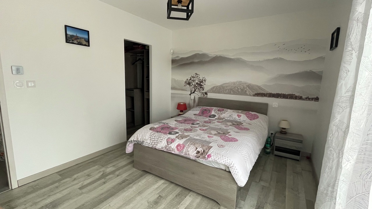 Photo of Bedroom in Villemolaque