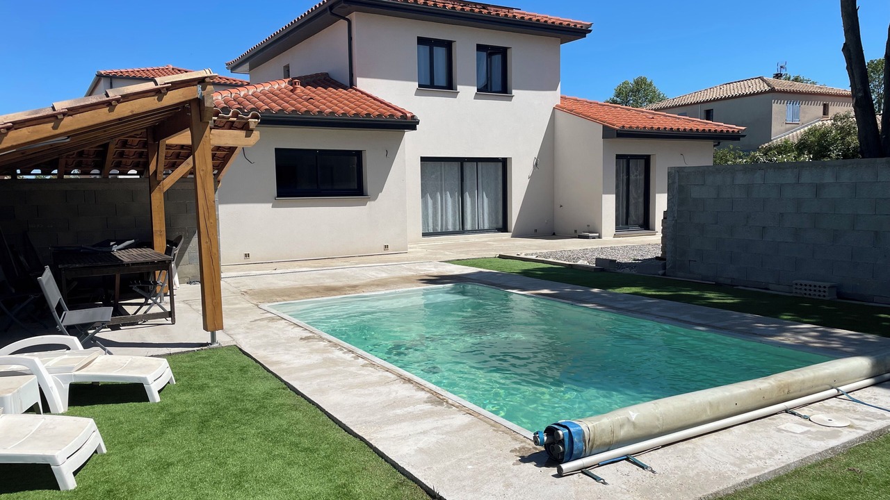 Photo of Outdoor in Villemolaque