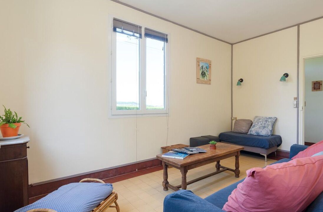 Photo of Livingroom in Fry