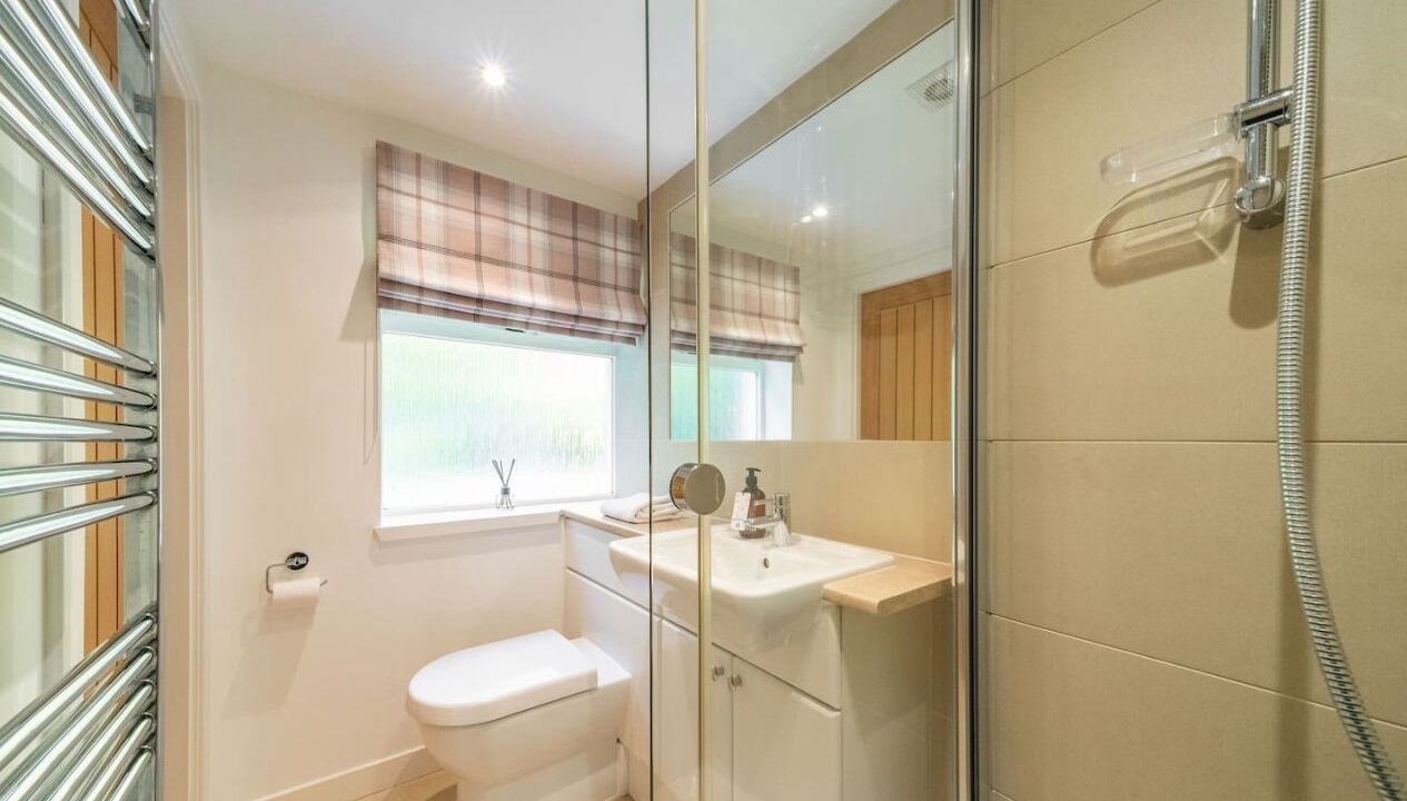 Photo of Bathroom in Aboyne