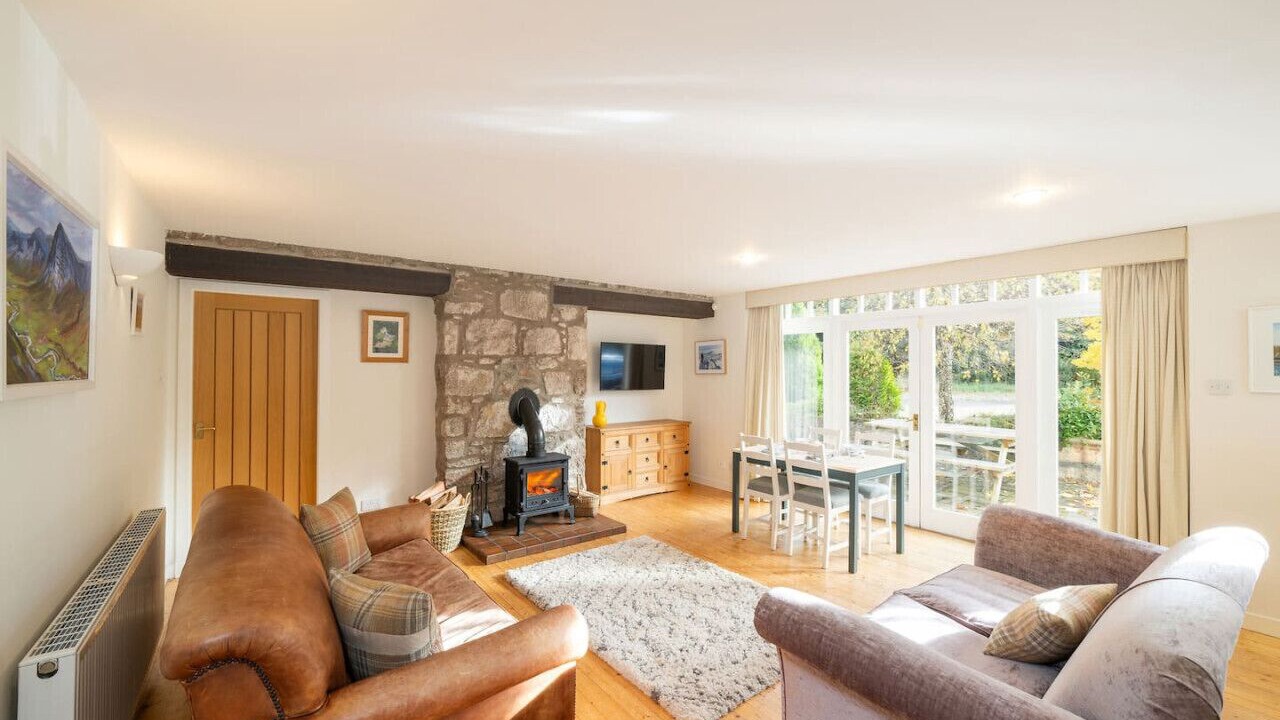 Photo of Livingroom in Aboyne