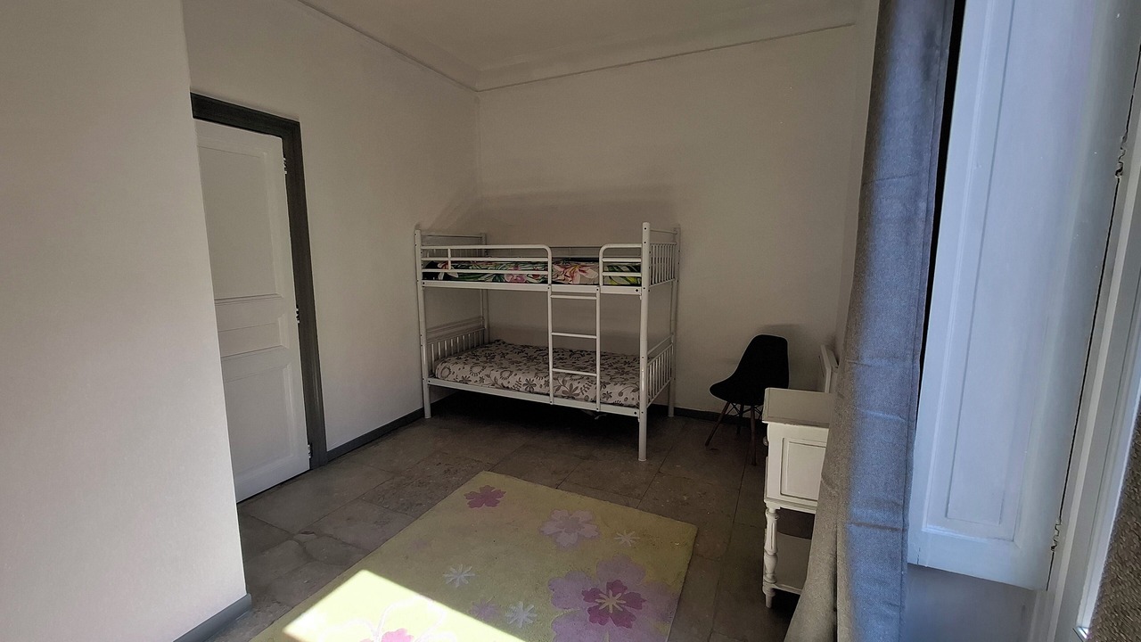 Photo of Bedroom in Gares