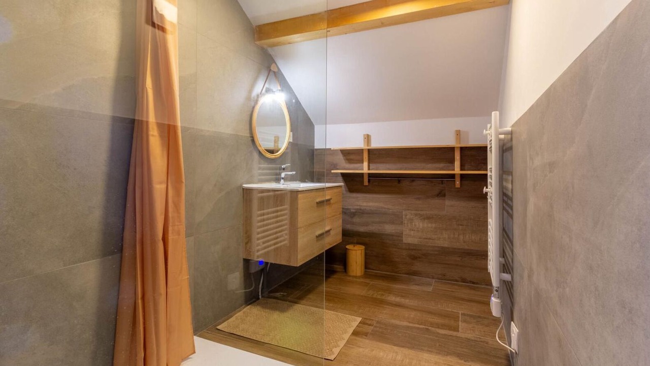 Photo of Bathroom in Montricher-Albanne