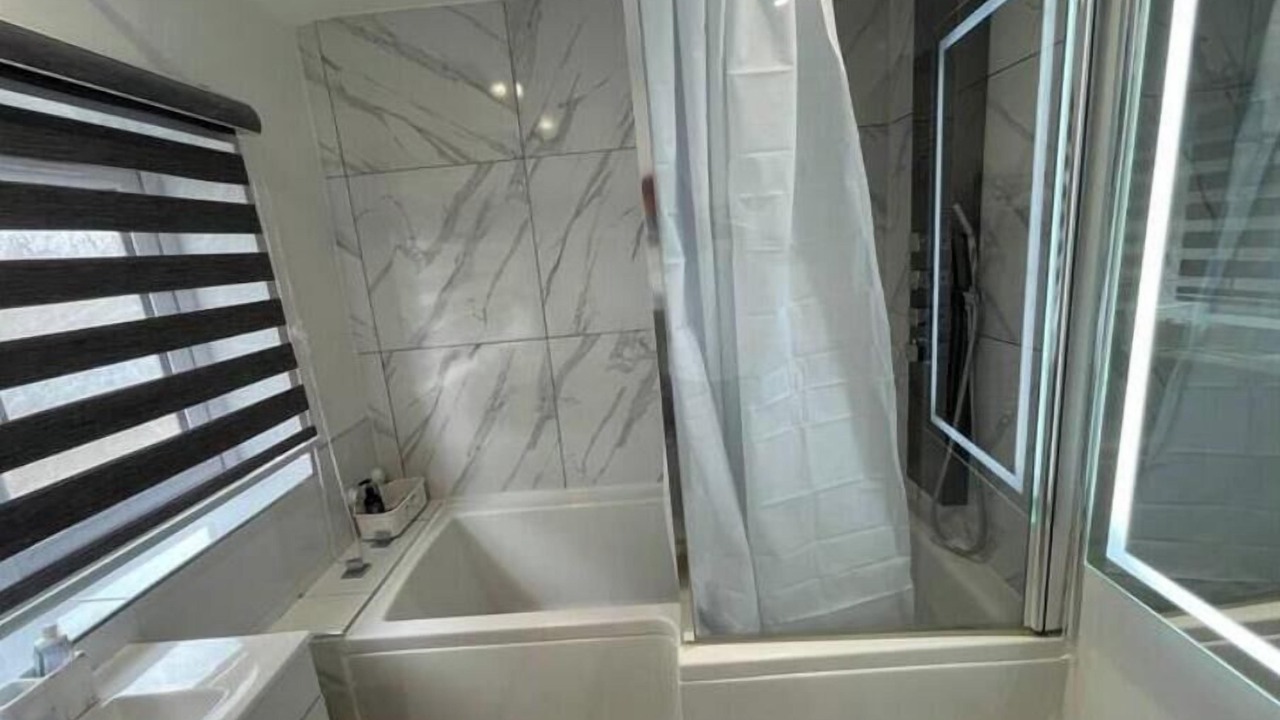Photo of Bathroom in Basildon