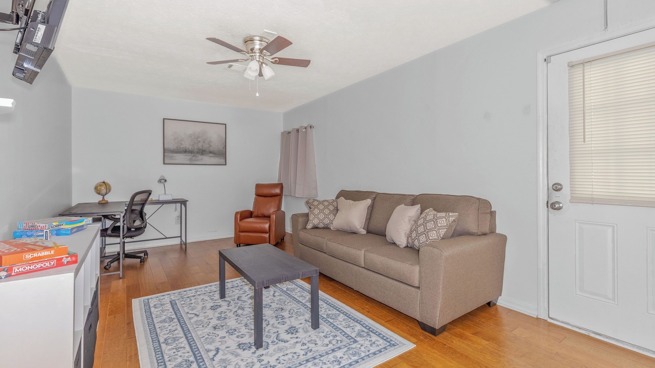Photo of Livingroom in Prattville