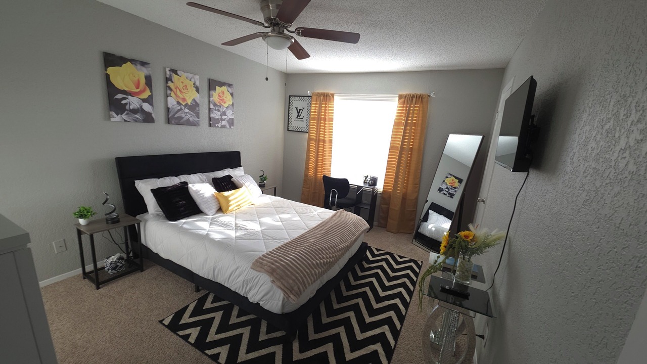 Photo of Bedroom in Addison