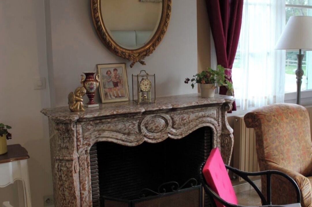 Photo of Others in Attin