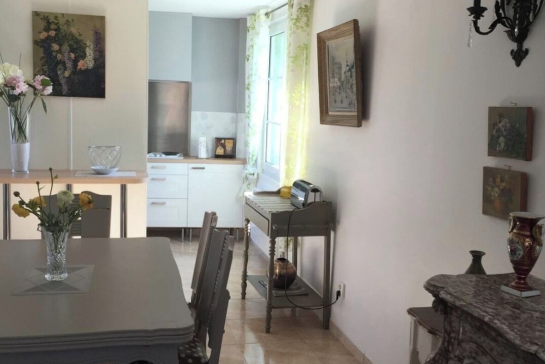 Photo of Others in Attin