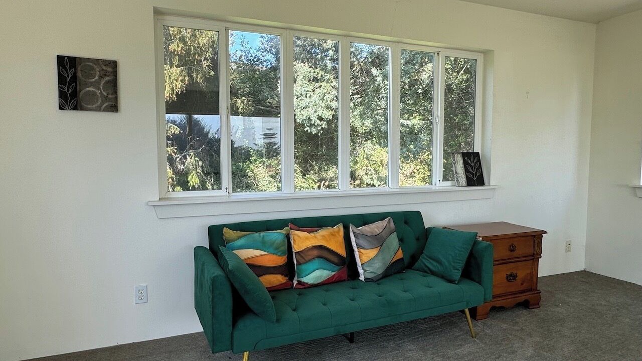 Photo of Livingroom in Westhaven-Moonstone