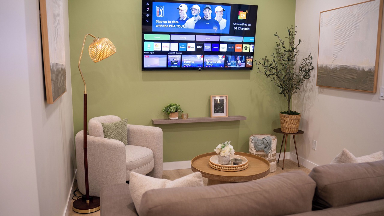 Photo of Livingroom in Southwest Calgary