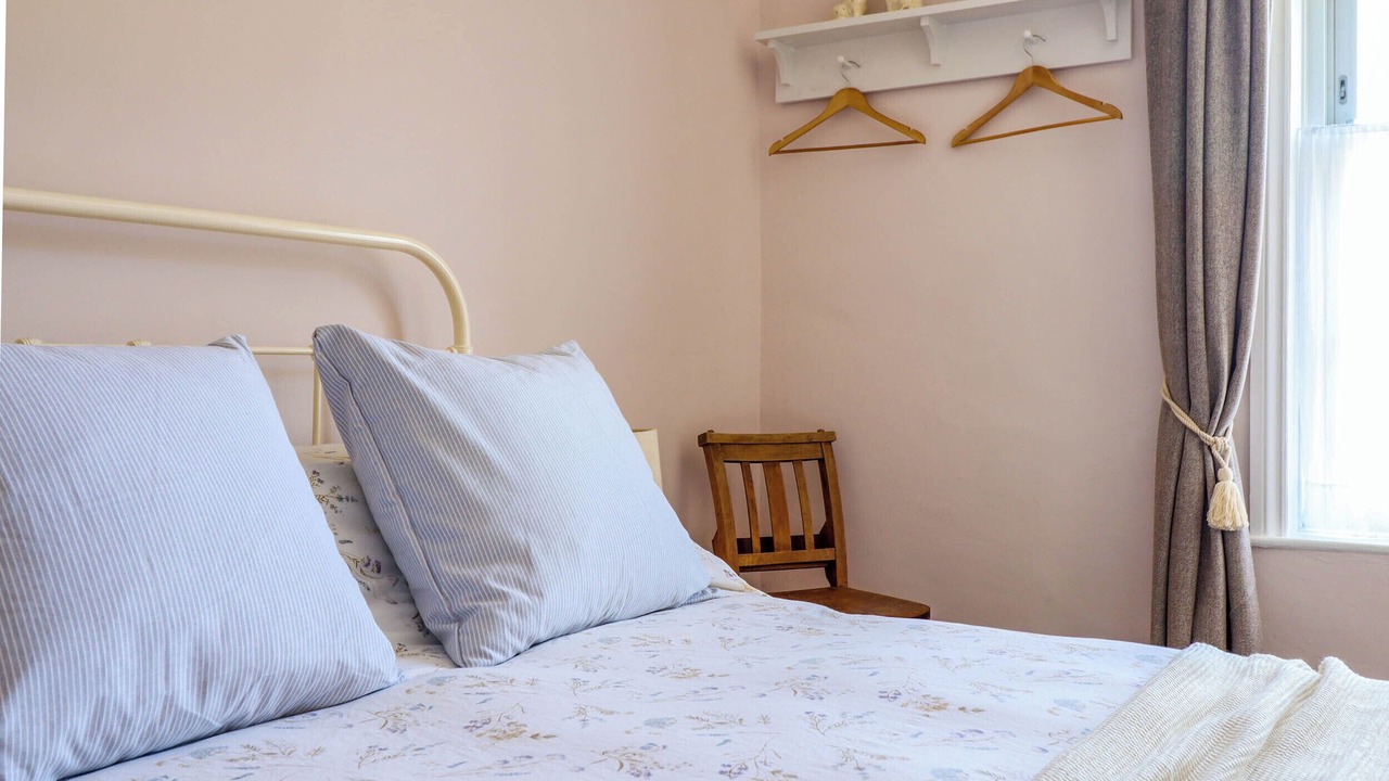 Photo of Bedroom in Abergynolwyn