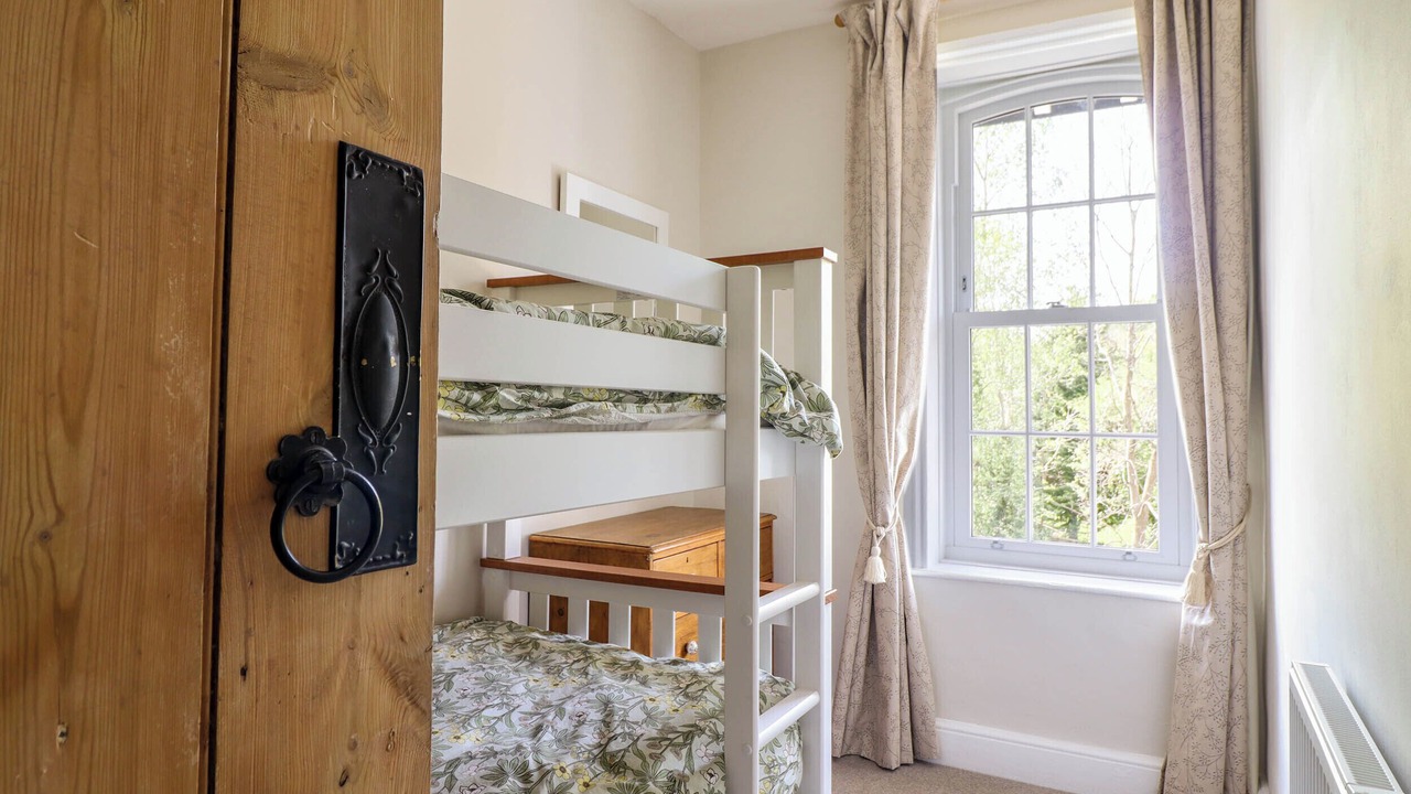 Photo of Bedroom in Abergynolwyn