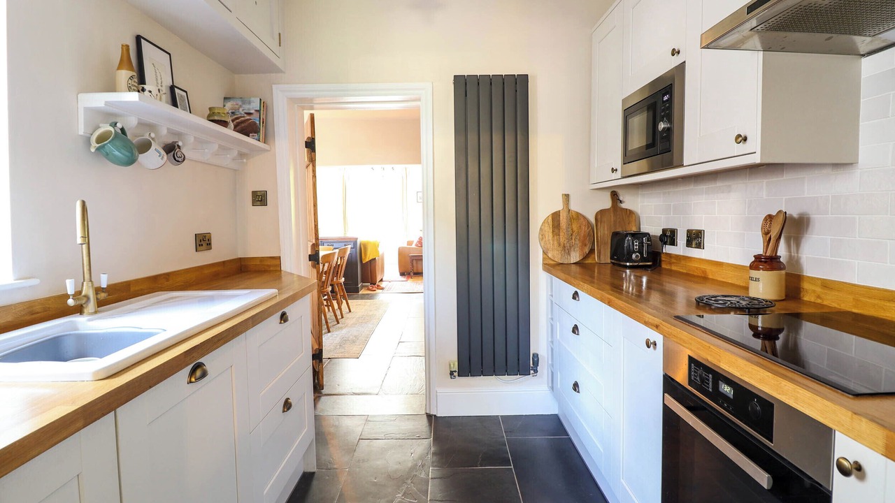 Photo of Kitchen in Abergynolwyn