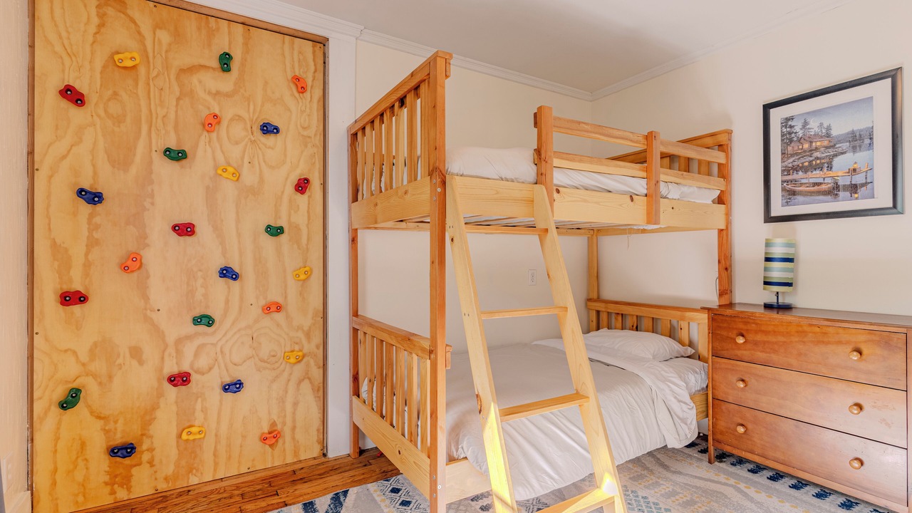Photo of Bedroom in Fostoria