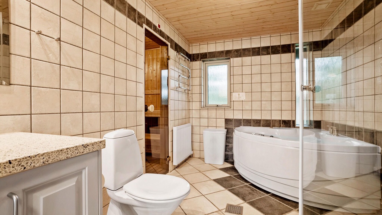 Photo of Bathroom in Skaven Strand