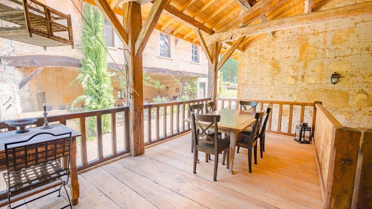 Photo of Outdoor in Succieu