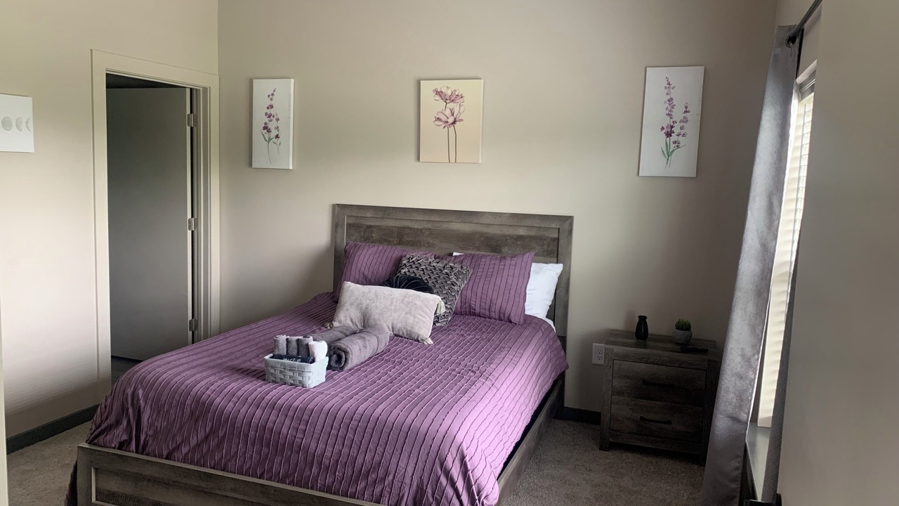 Photo of Bedroom in Pinch District