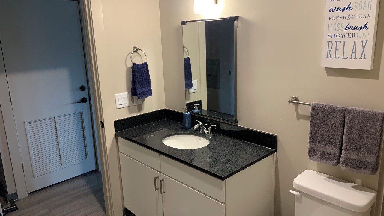Photo of Bathroom in Pinch District