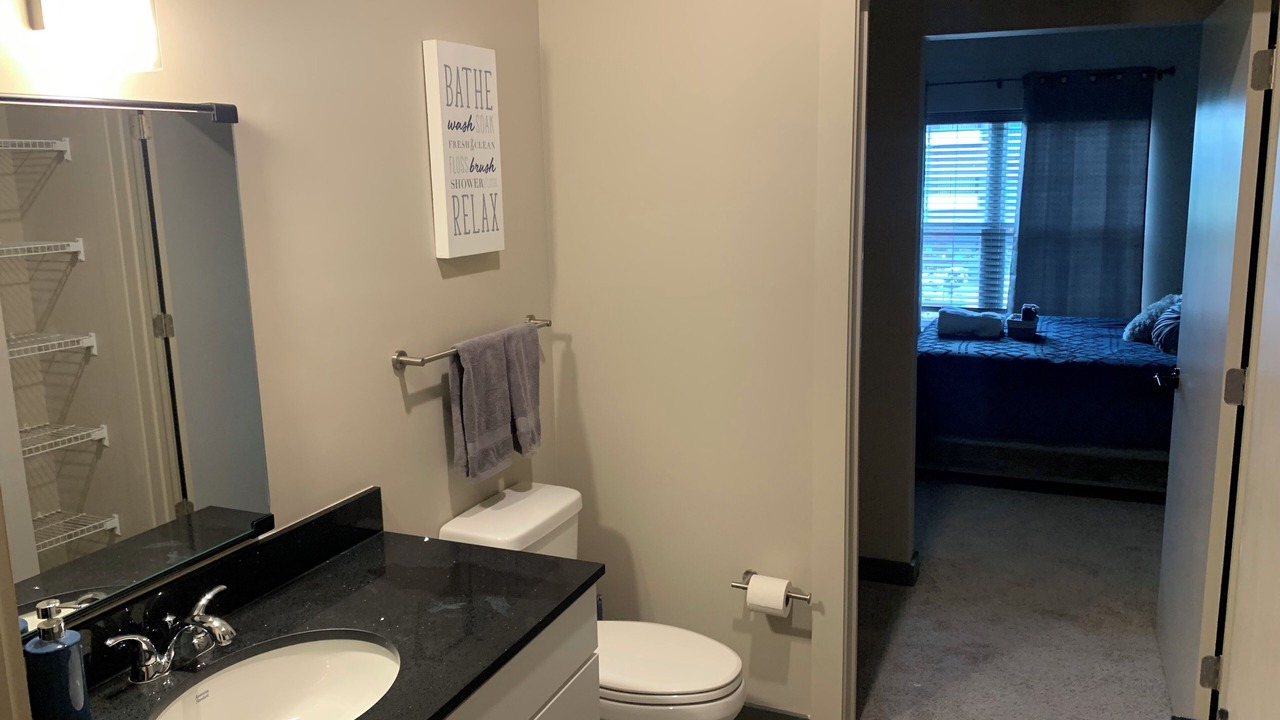 Photo of Bathroom in Pinch District