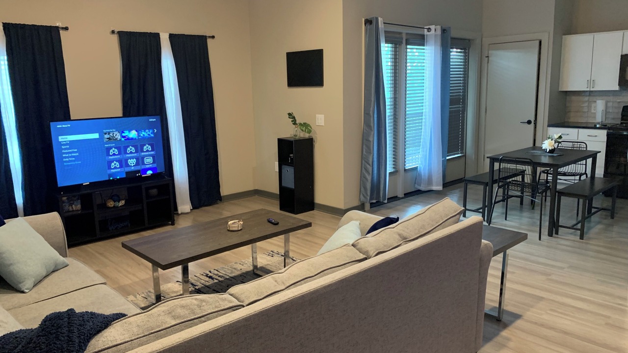 Photo of Livingroom in Pinch District