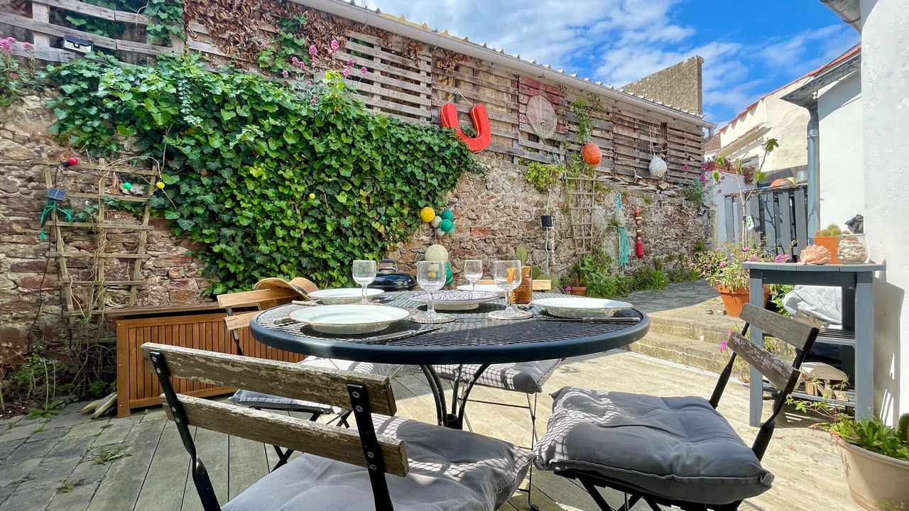 Photo of Outdoor in Brem Sur Mer