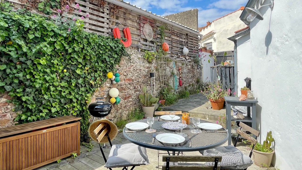 Photo of Outdoor in Brem Sur Mer
