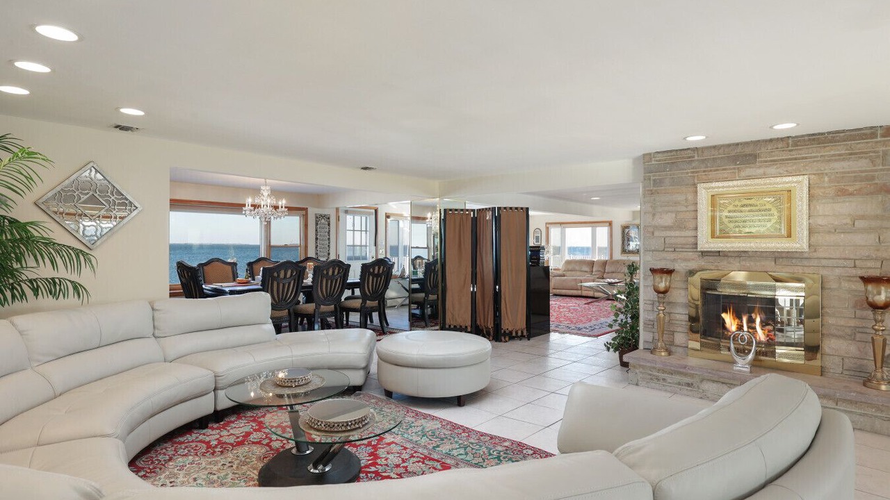 Photo of Bedroom in Waretown