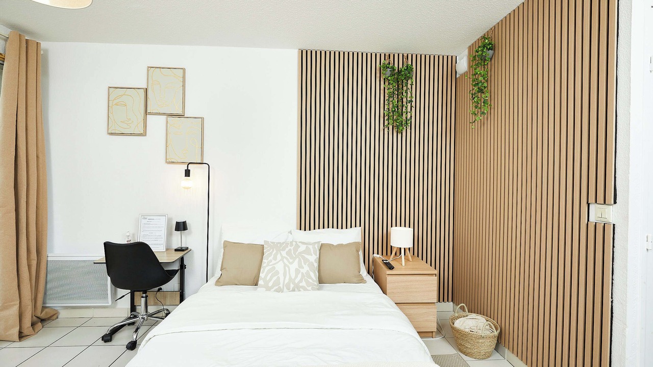 Photo of Bedroom in Hopitaux-Facultes