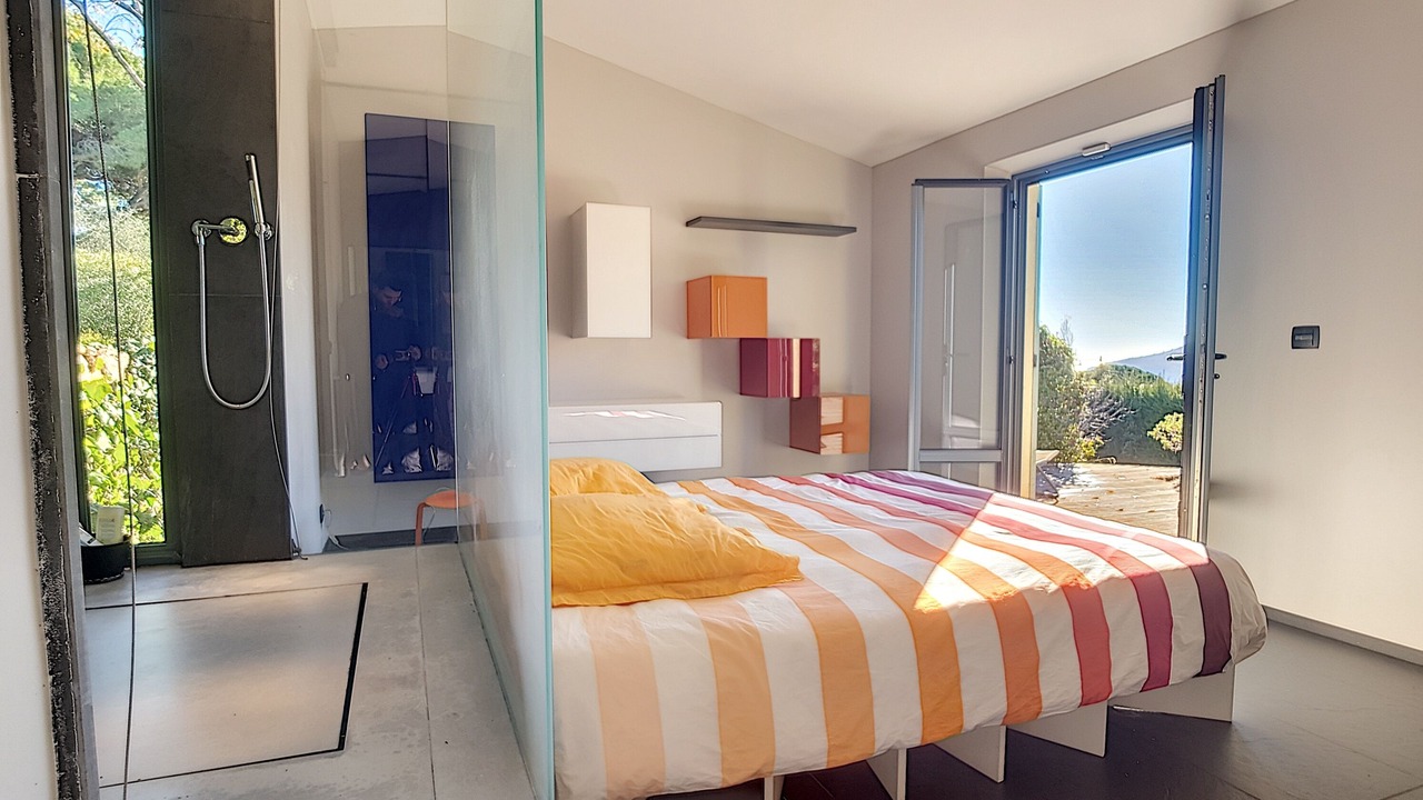 Photo of Bedroom in Saint-Jacques