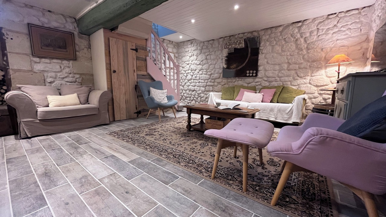 Photo of Livingroom in Chinon