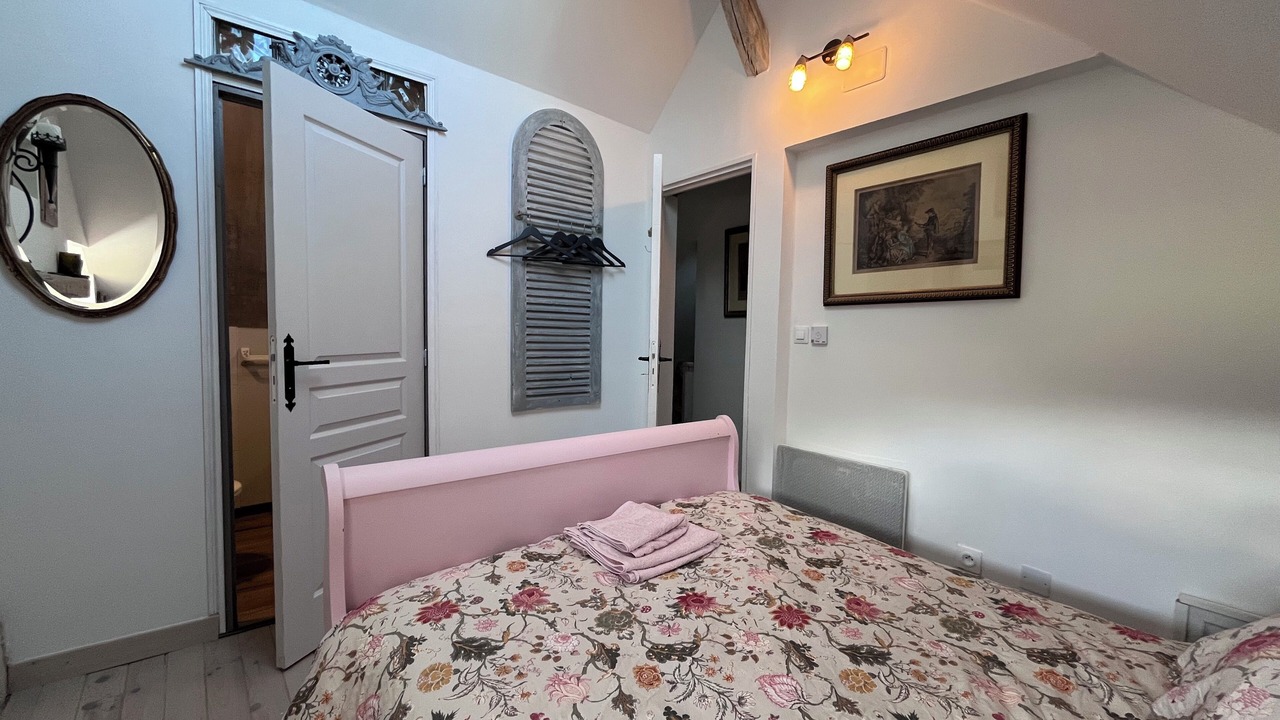 Photo of Bedroom in Chinon