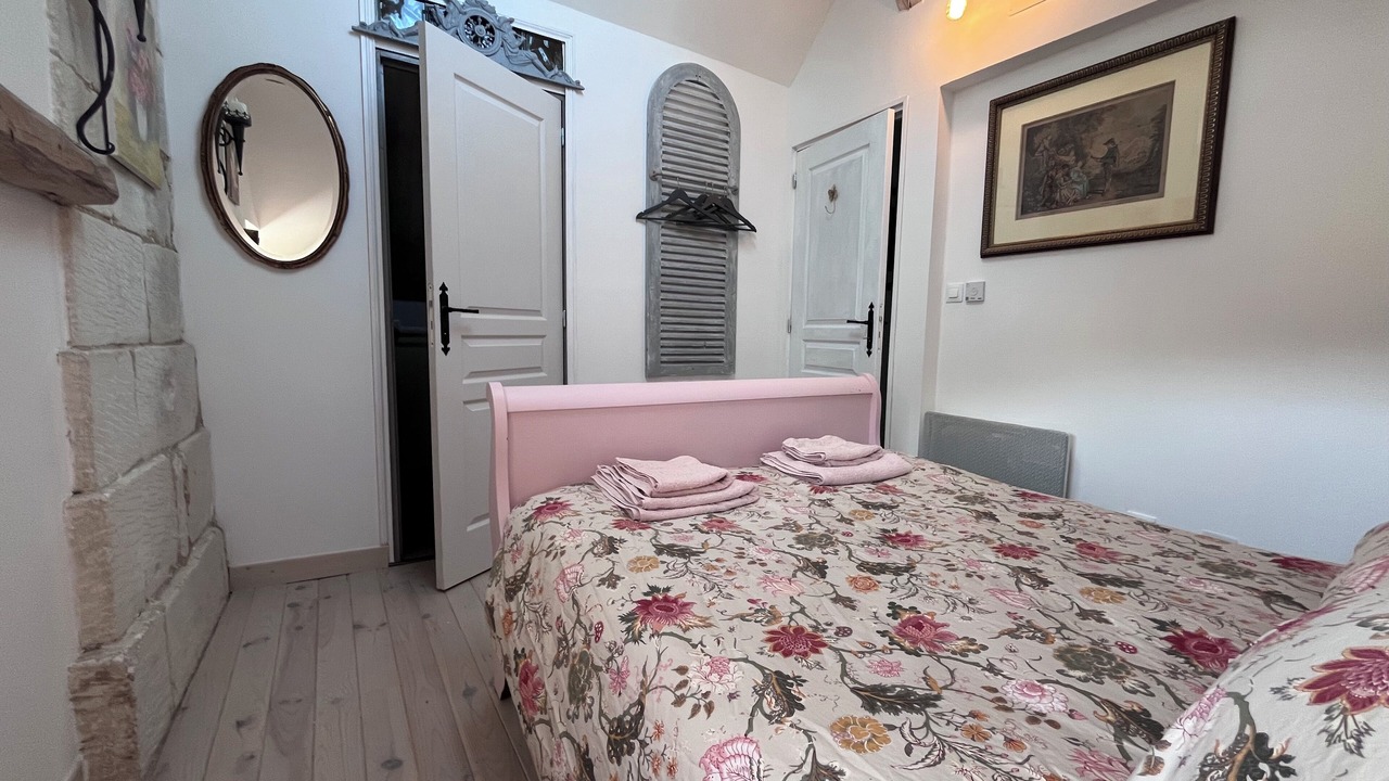 Photo of Bedroom in Chinon