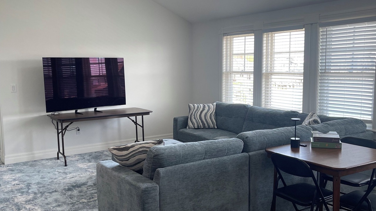 Photo of Livingroom in Groton Long Point