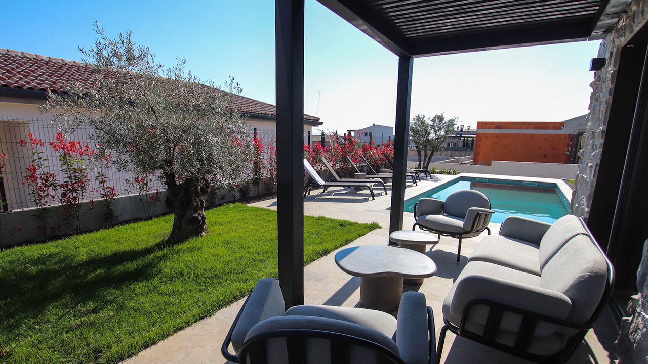 Photo of Outdoor in Frata