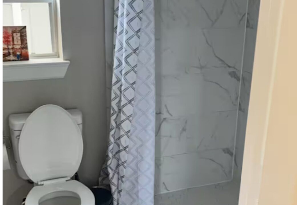Photo of Bathroom in Clute