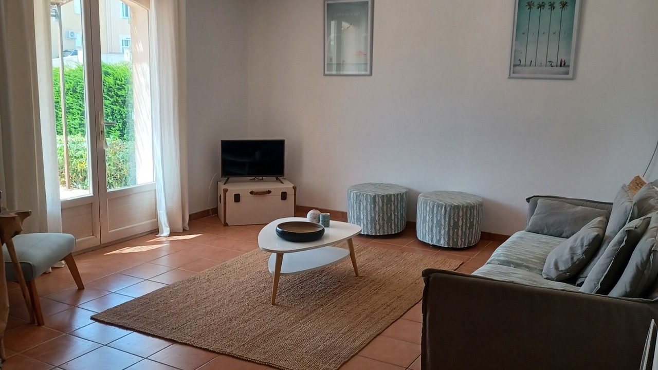 Photo of Livingroom in Blauzac