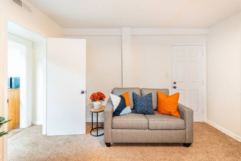 Photo of Livingroom in Danville