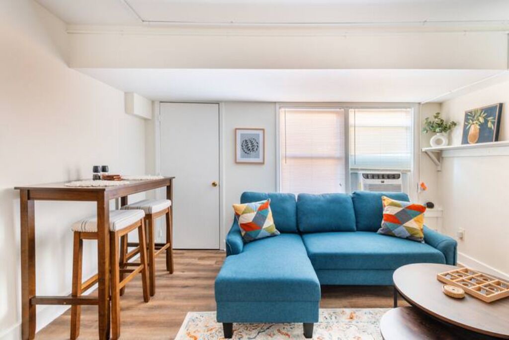 Photo of Livingroom in Danville