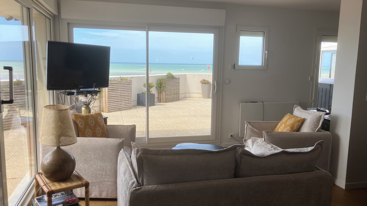 Photo of Livingroom in Bernieres-sur-Mer