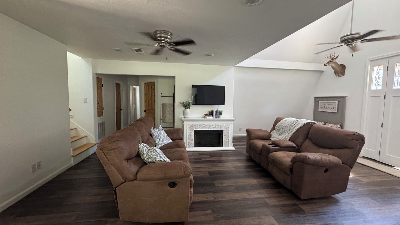 Photo of Livingroom in Franklin