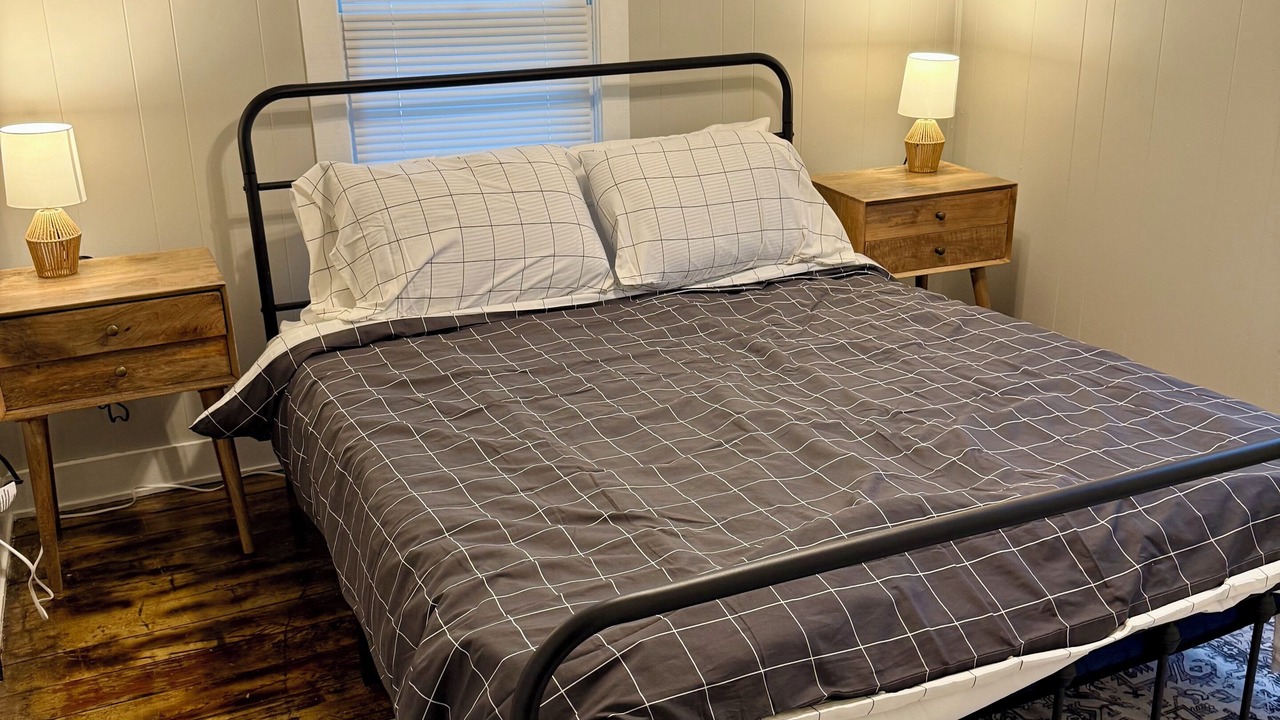 Photo of Bedroom in Winfield