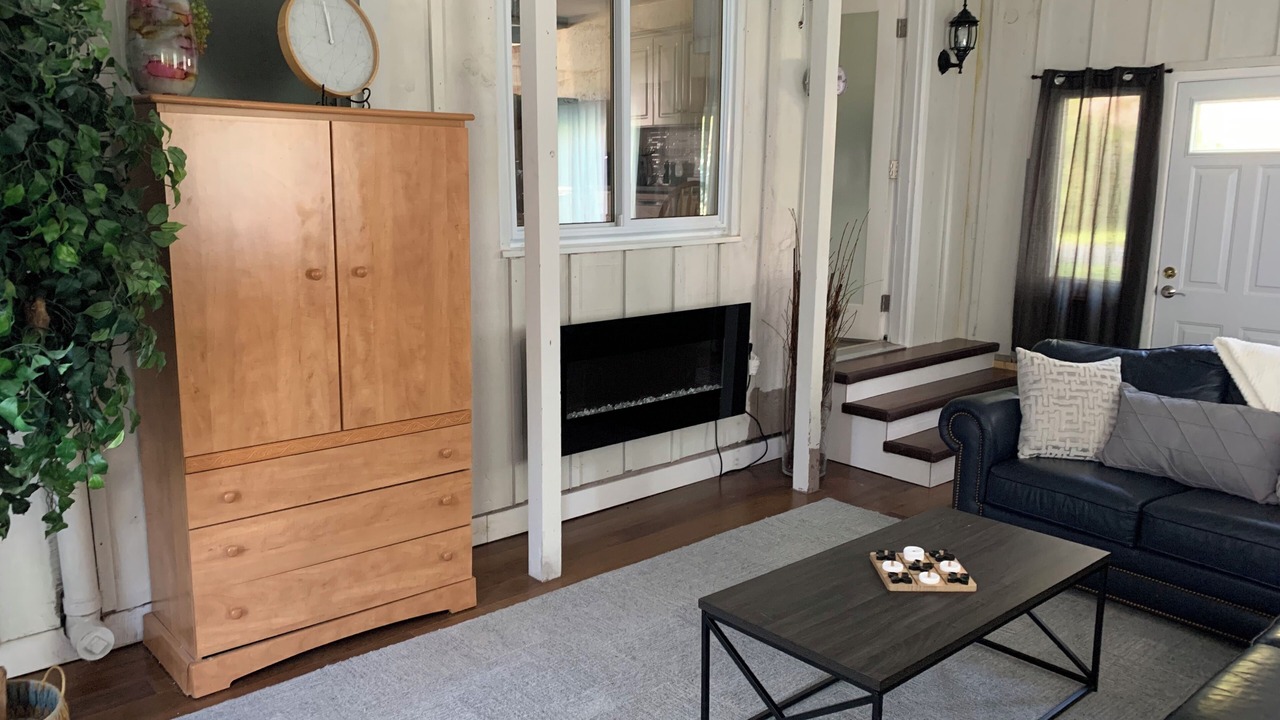 Photo of Livingroom in Plympton-Wyoming