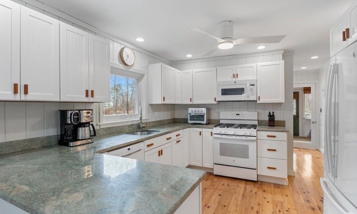 Photo of Kitchen in Ocean Park