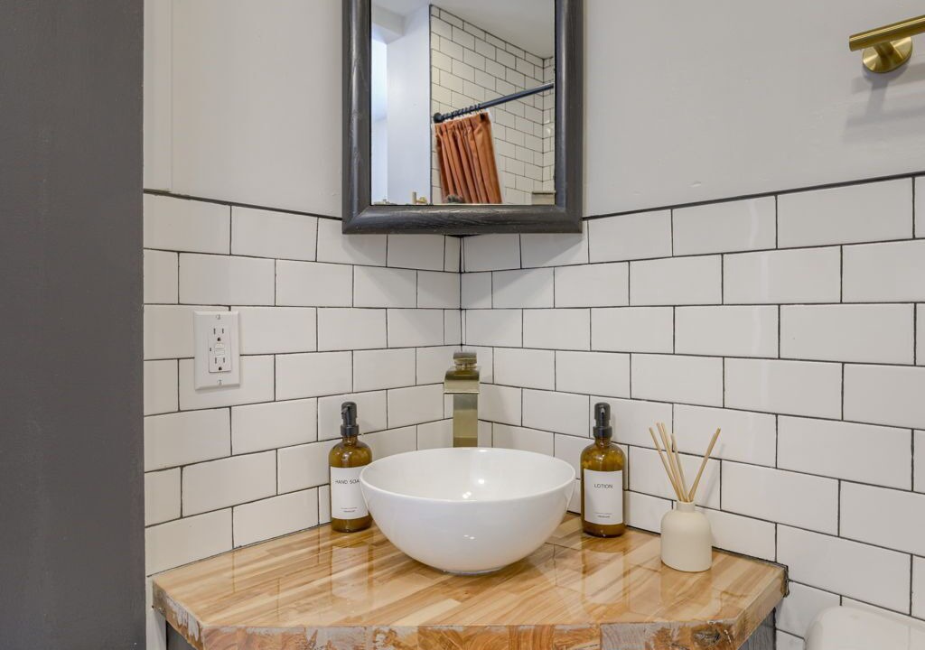 Photo of Bathroom in Bethany