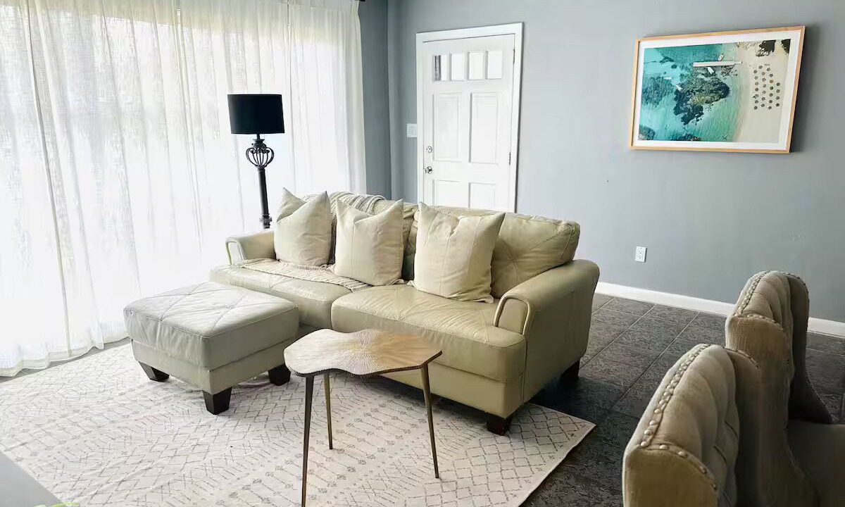 Photo of Livingroom in Cocoa