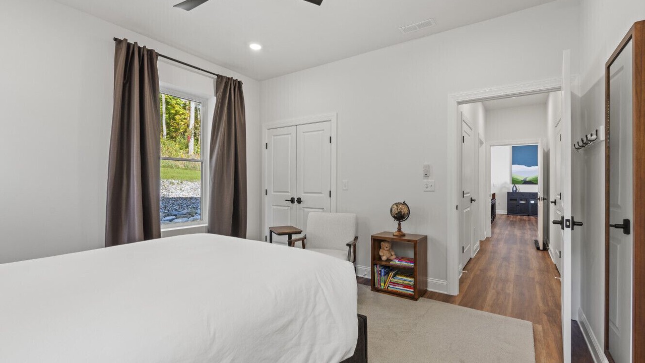 Photo of Bedroom in Skaneateles