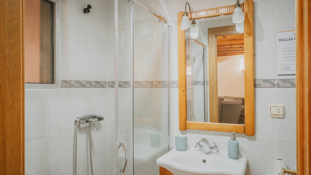 Photo of Bathroom in Cascajares de la Sierra